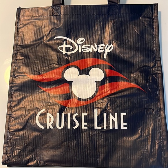 ?‍♀️? Loungefly The Little Mermaid Disney Cruise Line mini backpack